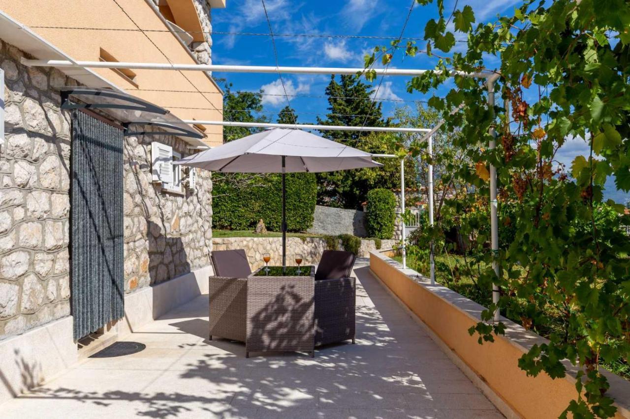 Apartman Marija Нови Винодолски Екстериор снимка